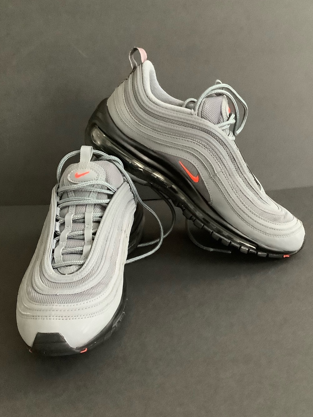 Nike women Air Max 97 Sneakers - Grey with Coral Swoosh Size: 6.5Y